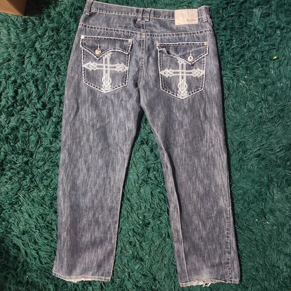 Southpole Premium Jeans Mens 38x30 Cross Embroidered Distressed Hem Denim - Picture 3 of 9